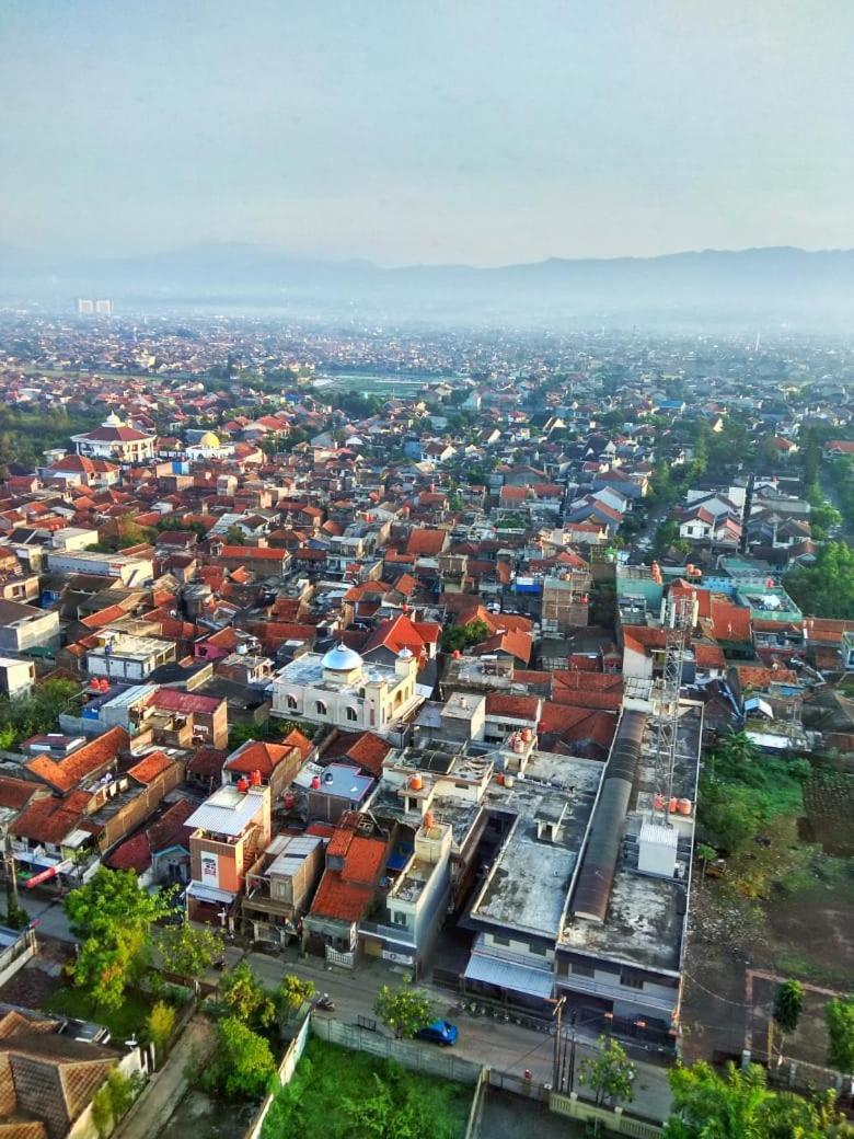 The Suites Metro Dd Bandung Exterior photo